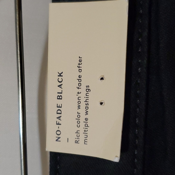 Universal Thread Woman's High-Rise Skinny Jeans ~ Black - Picture 11 of 13